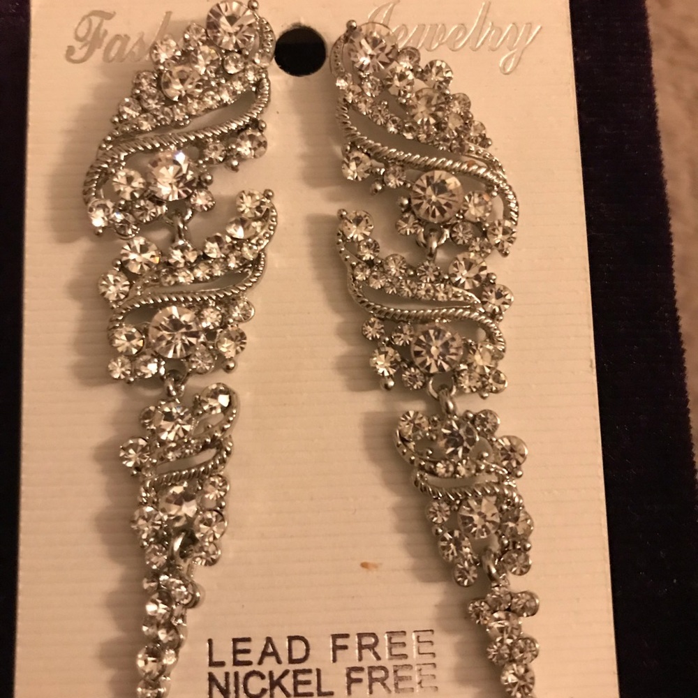 Elegant ladies holiday rhinestone earrings